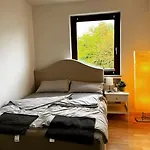 アパート Wunderschoene 3-zimmer Fuer 8 Personen ブレーメン